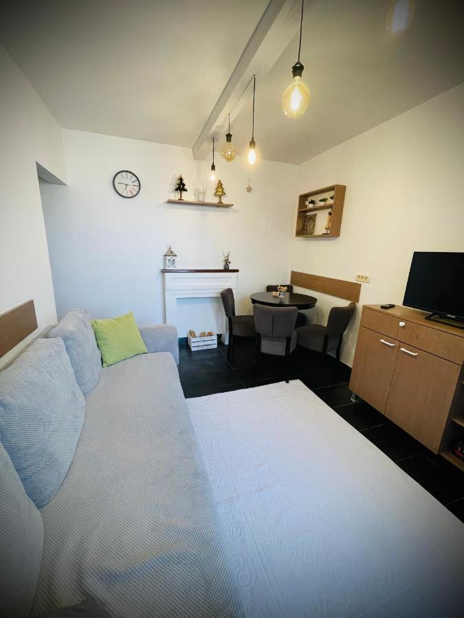 Perfect Place To Stay Self Check In-24H-Netflix-Wifi Resita Eksteriør bilde